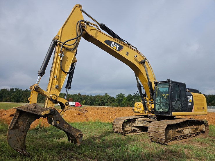 2017-caterpillar-336f-image-1