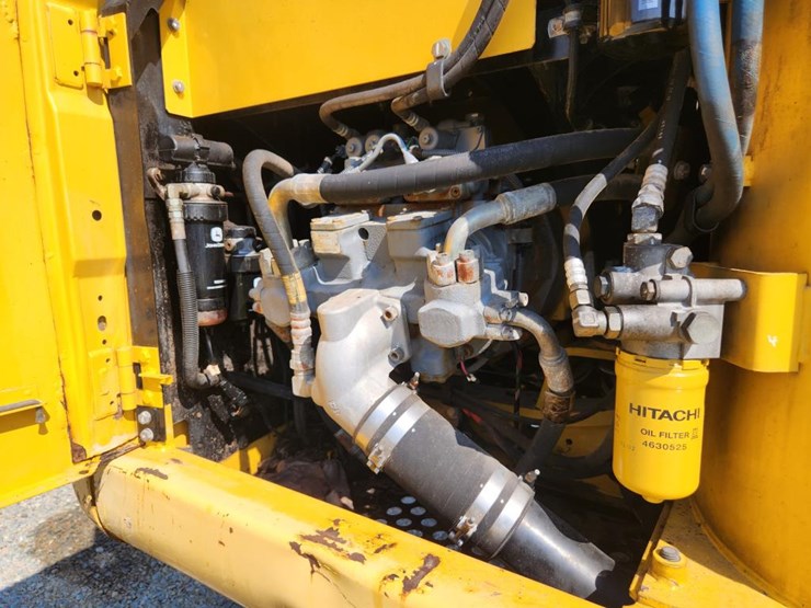 deere-160g-lc-image-37