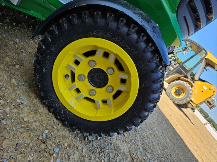john-deere-x738-image-29