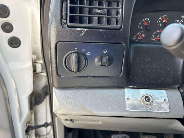2007-ford-f750-image-12
