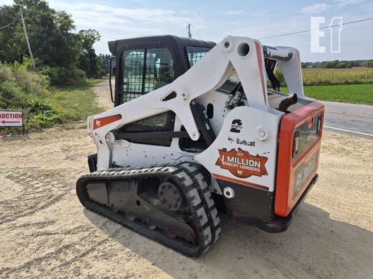 2014-bobcat-t650-image-10