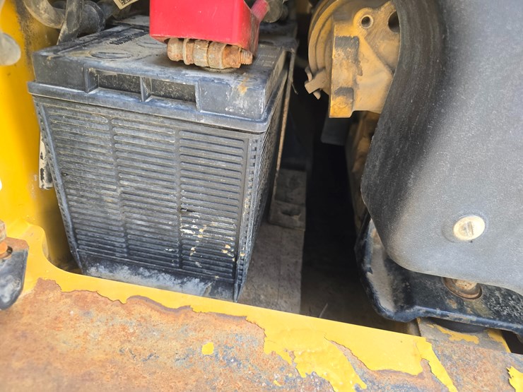 2020-caterpillar-262d3-image-58