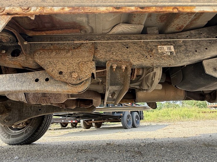 2013-ford-f350-image-34
