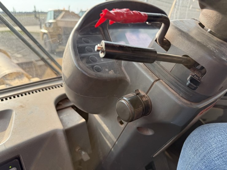 komatsu-wa600-image-80