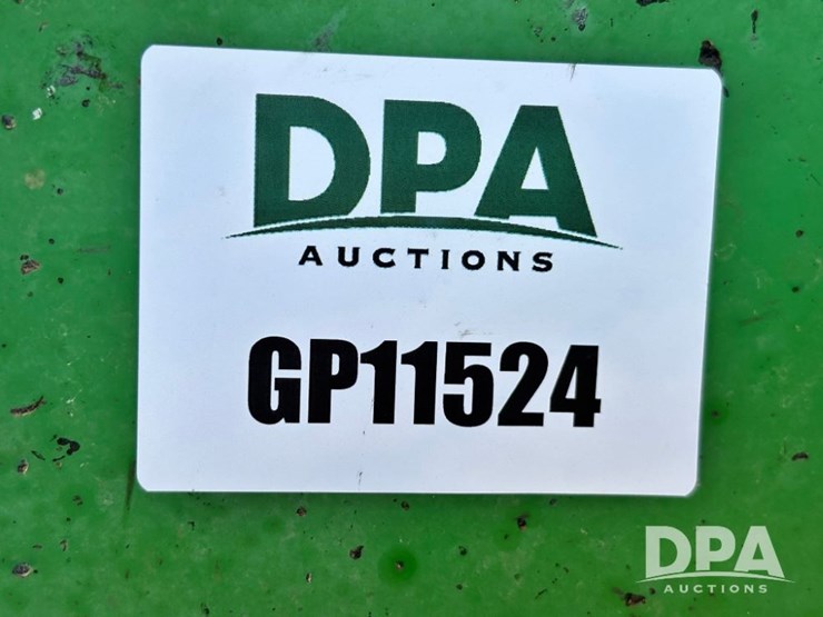 2014-john-deere-r4038-image-151