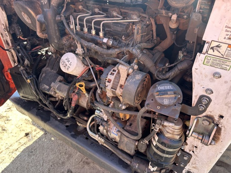 2019-bobcat-t650-image-16