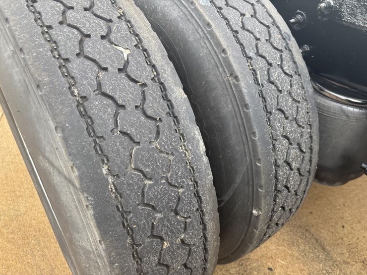 2019-peterbilt-579-image-57