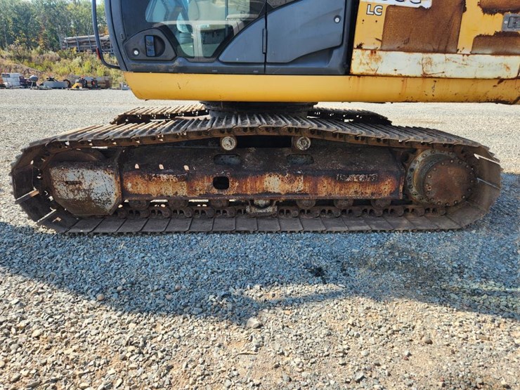 deere-160g-lc-image-56