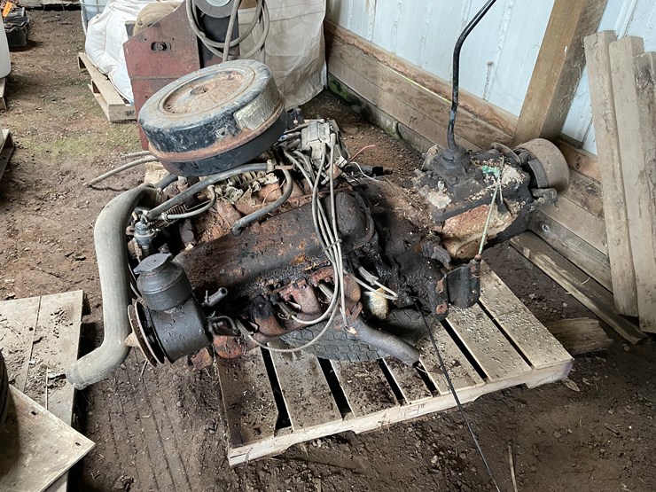 #7152-•-engine-and-transmission-image-1