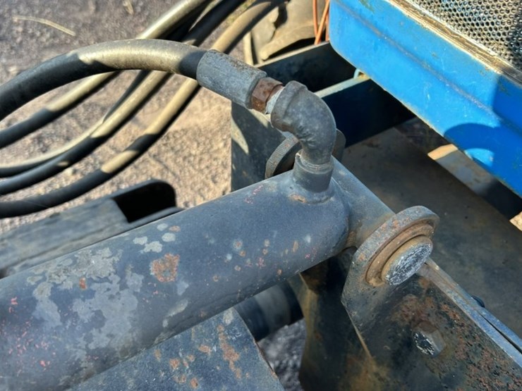 ford-1220-image-17