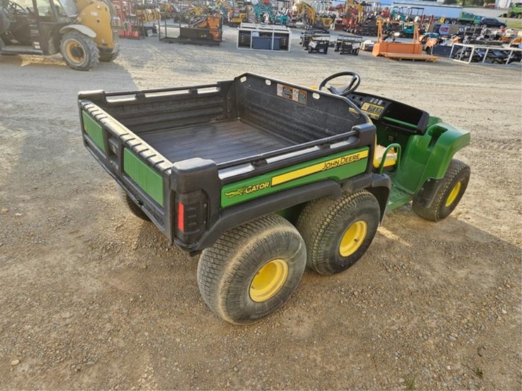 john-deere-gator-image-5