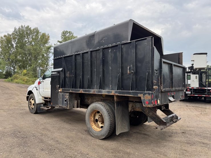 2003-ford-f650-image-3