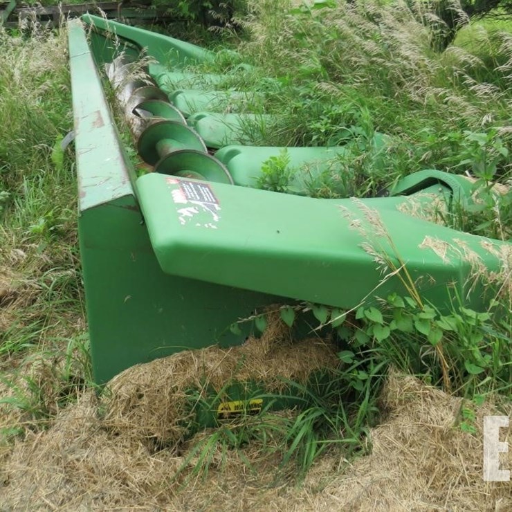 JOHN DEERE 643