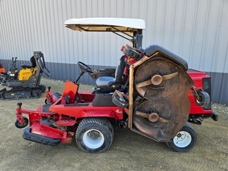 2015-toro-groundsmaster-4000d-image-14