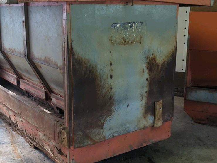 smidley-livestock-feeder-10'7"x5'x7'-image-4