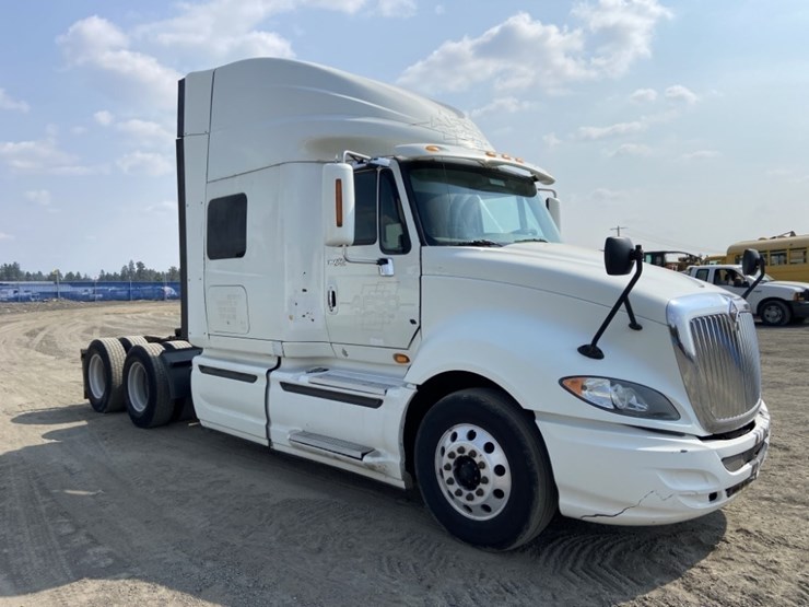 2010-international-prostar-image-7