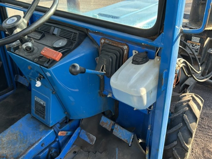 ford-1220-image-39
