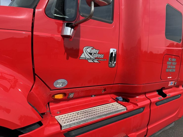 2014-international-prostar-image-12