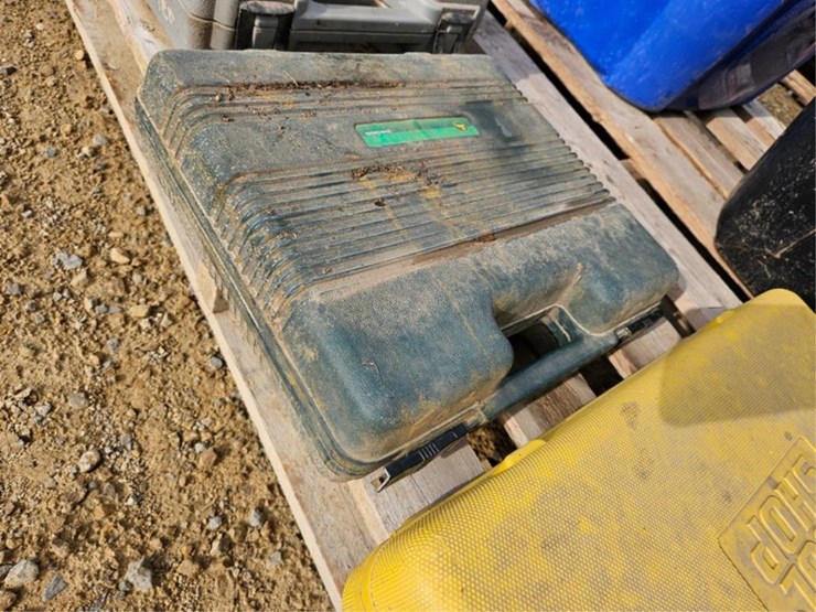 john-deere-12-image-9