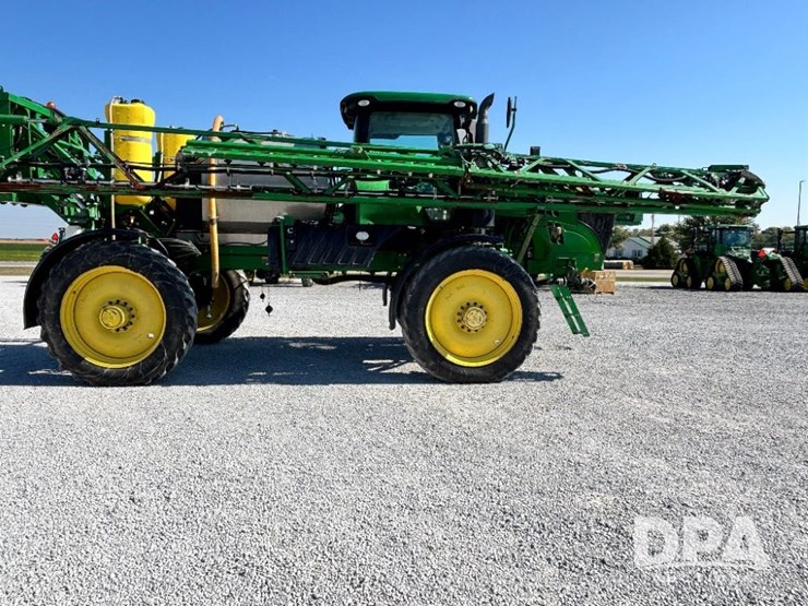 2017-john-deere-r4038-image-4