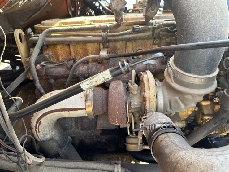 2000-caterpillar-3126-image-31