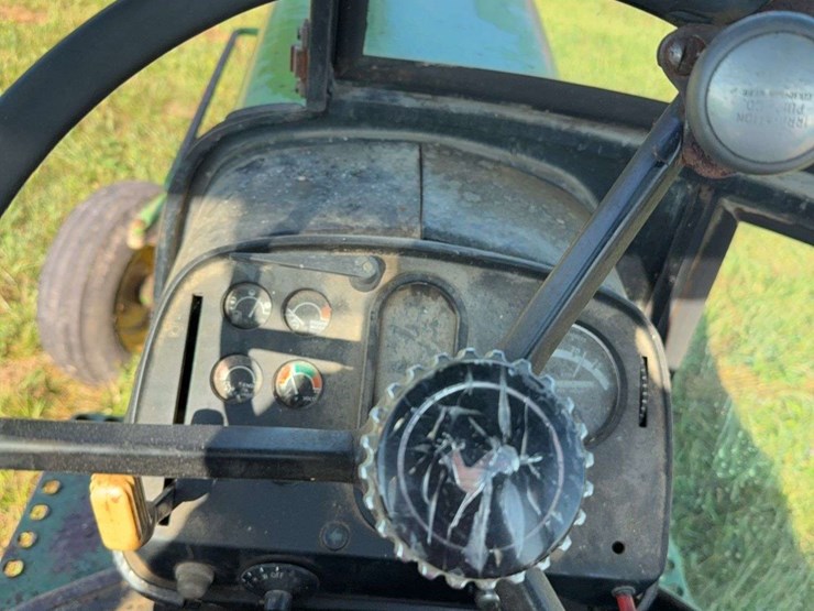 john-deere-4230-image-17