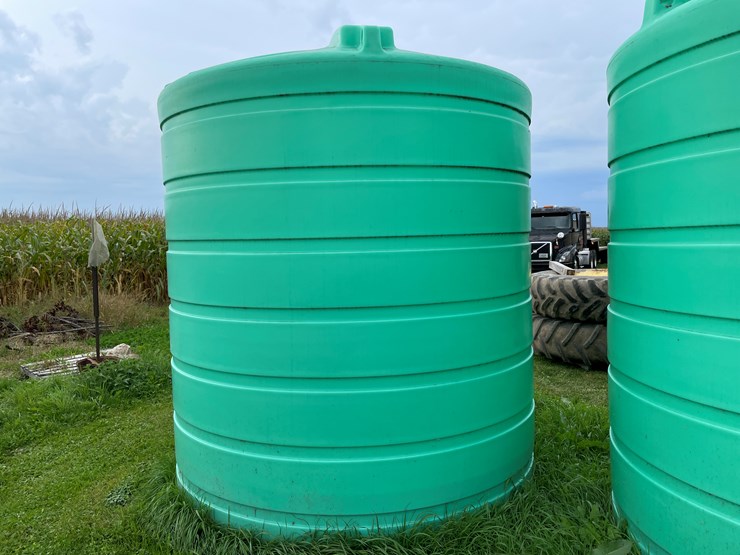 #7112-•-enduraplas-2500-gal-poly-liquid-tank-image-4