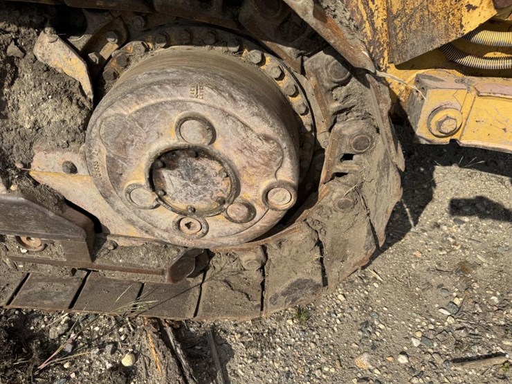 caterpillar-953-image-34