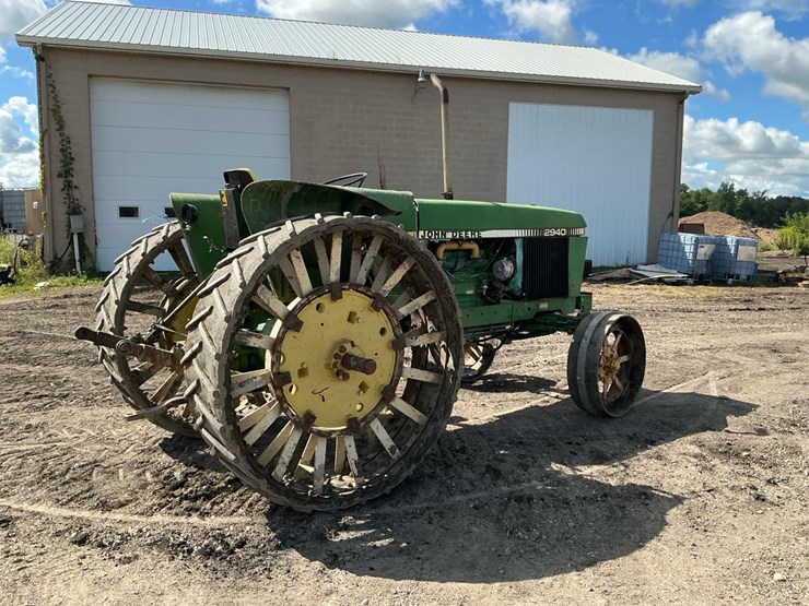 john-deere-2940-image-7
