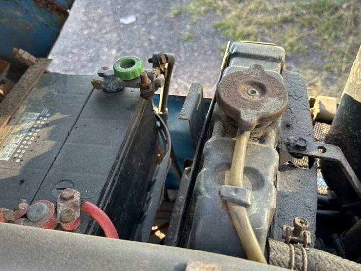 ford-1220-image-23