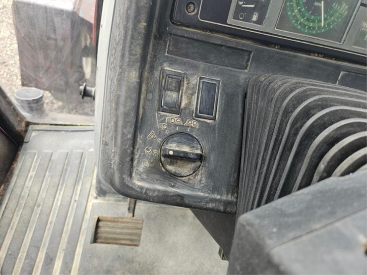 2002-cummins-6bt-image-21