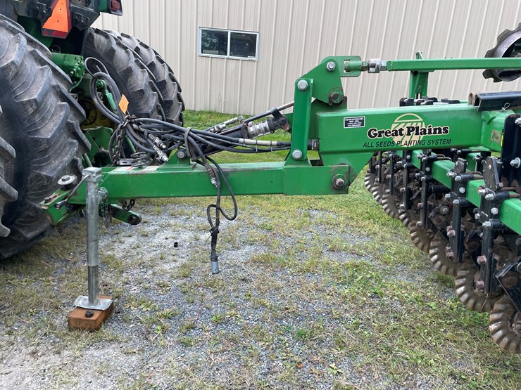 #7102-•-great-plains-grain-drill-no-till-drill-image-50