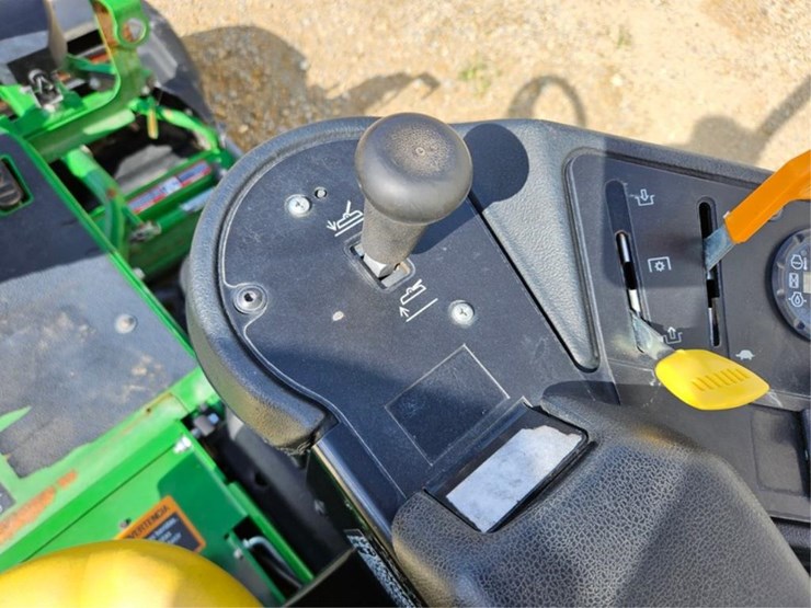 john-deere-2500e-image-21