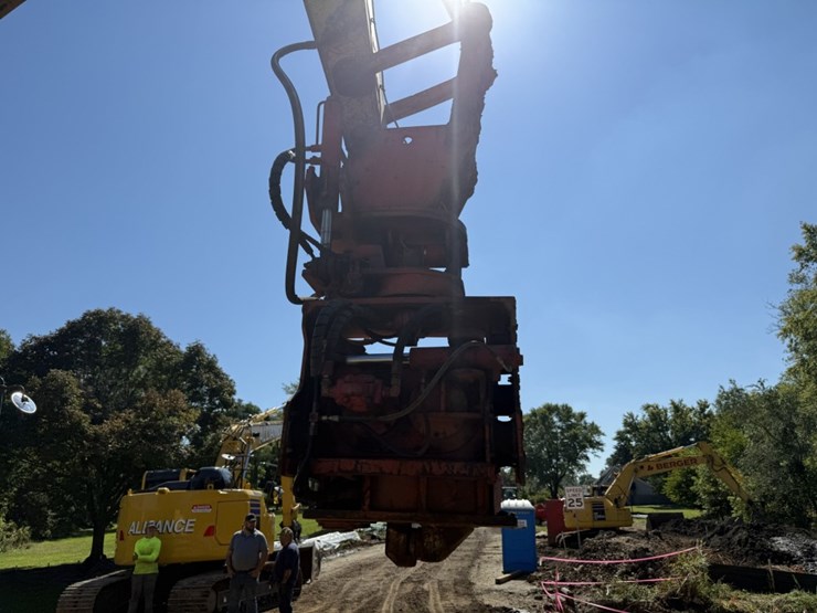 komatsu-pc300-lc-5-image-12