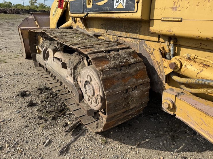caterpillar-953-image-33