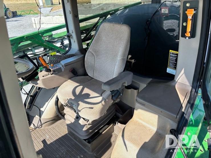 2014-john-deere-r4038-image-127
