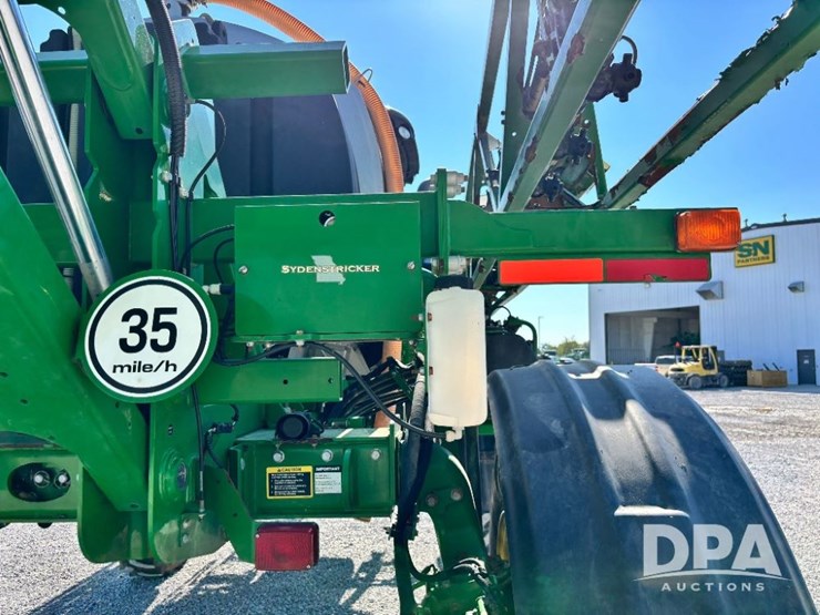 2014-john-deere-r4038-image-73