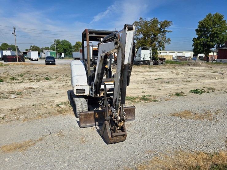 2003-bobcat-328d-image-39
