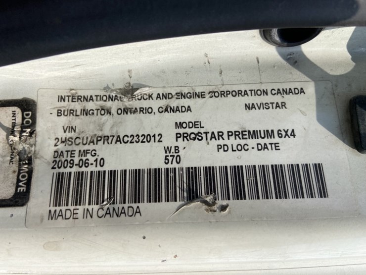 2010-international-prostar-image-11