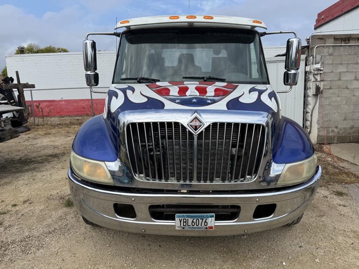 2006-international-durastar-4300-image-7