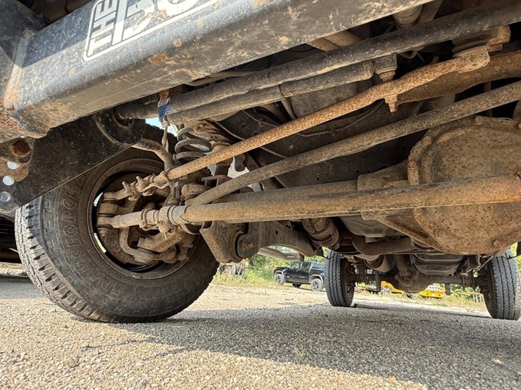 2013-ford-f350-image-31