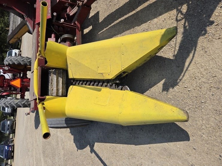 new-holland-770-image-8
