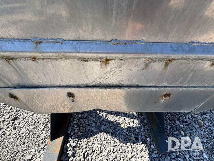 2019-john-deere-f4365-image-22