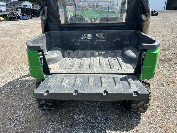 2016-john-deere-gator-image-27