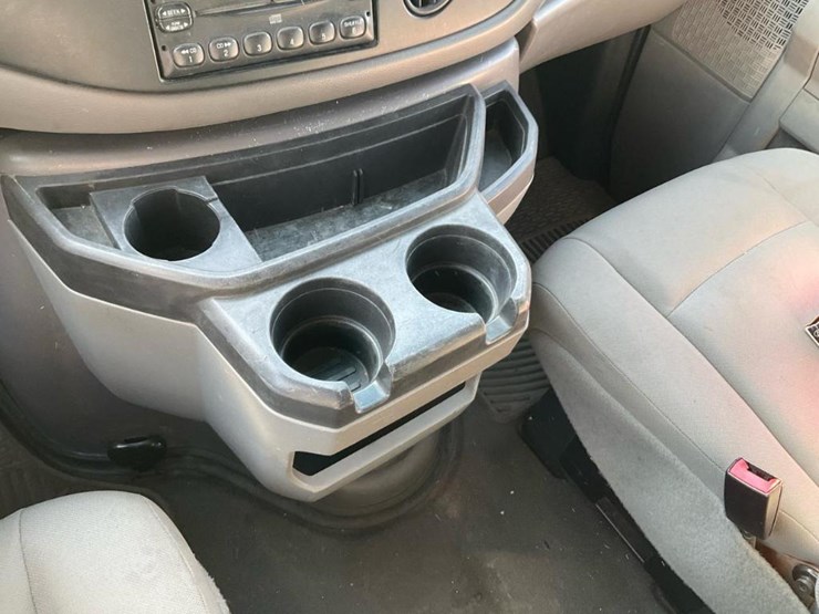 2000-ford-e350-image-62