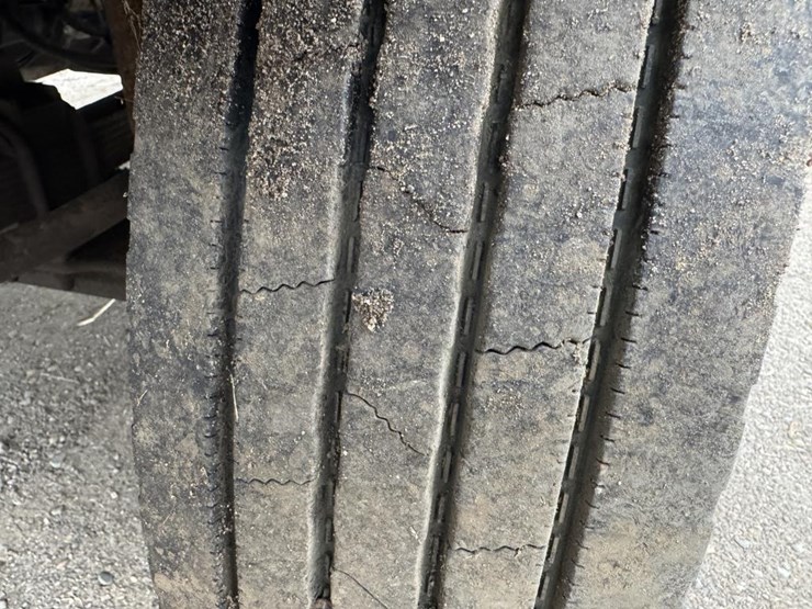 2003-ford-f650-image-68