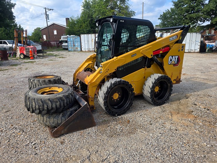 2020-caterpillar-262d3-image-4