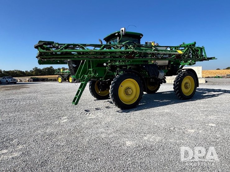 2014-john-deere-r4038-image-22