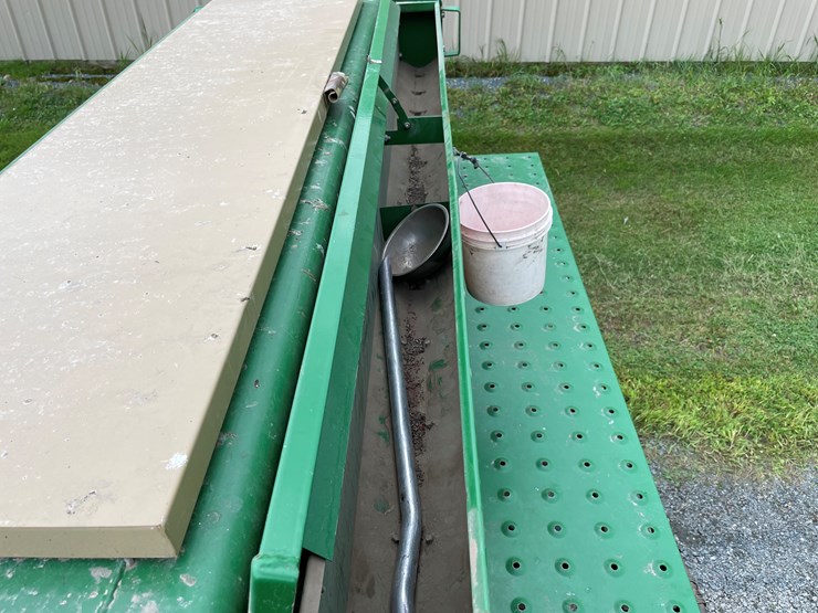 #7102-•-great-plains-grain-drill-no-till-drill-image-35