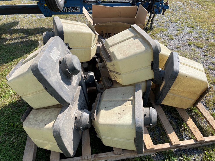 kinze-2300-image-36